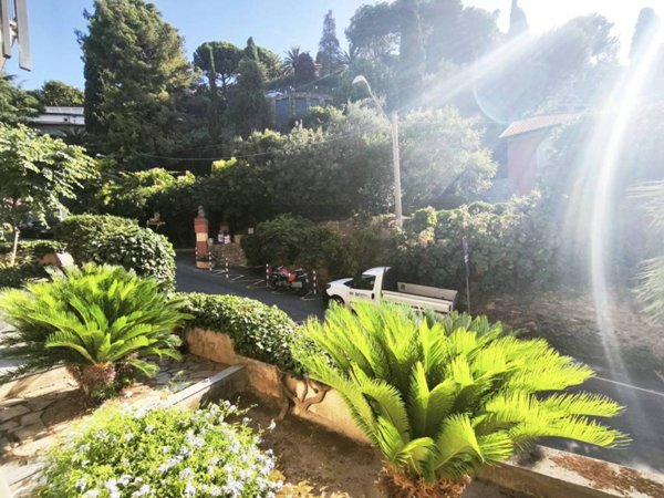 appartamento in vendita ad Alassio