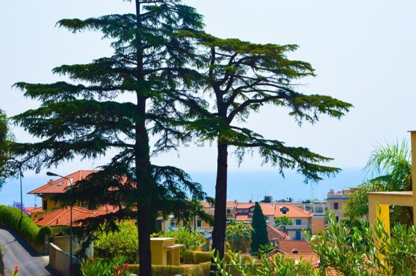 appartamento in vendita ad Alassio