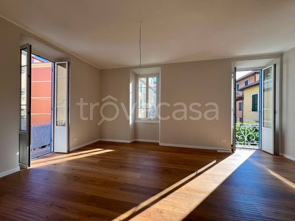 appartamento in vendita ad Alassio