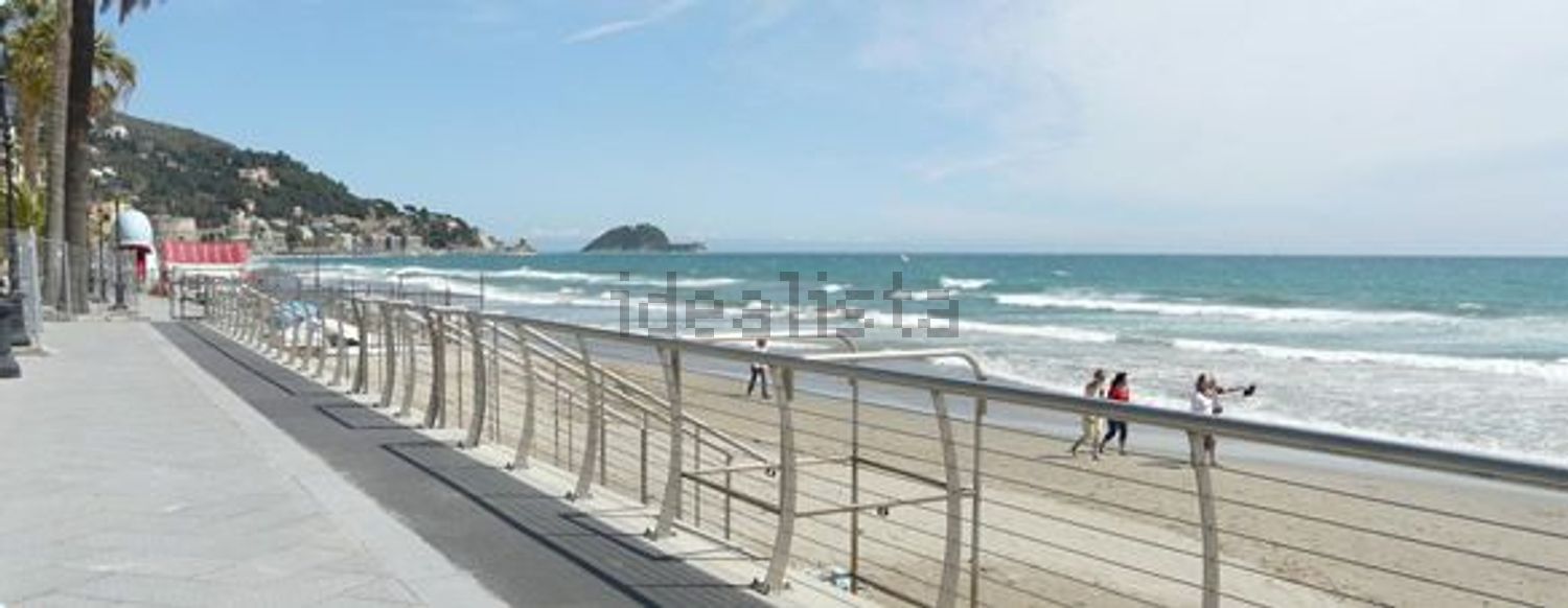 appartamento in vendita ad Alassio