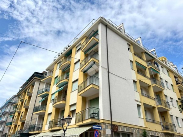 appartamento in vendita ad Alassio