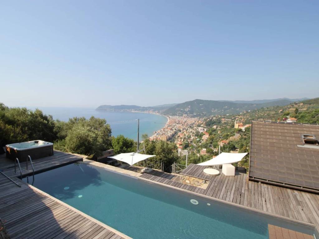 casa indipendente in vendita ad Alassio in zona Solva