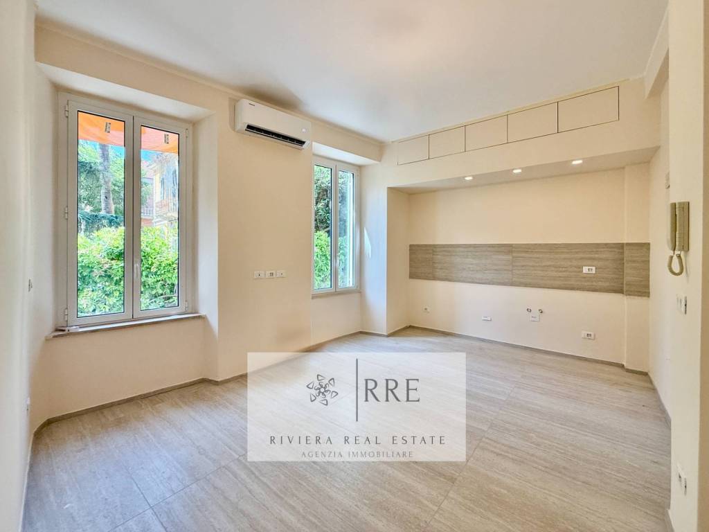 appartamento in vendita ad Alassio