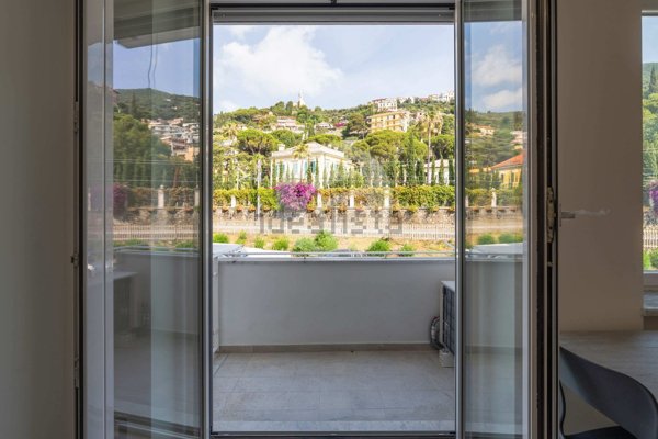 appartamento in vendita ad Alassio