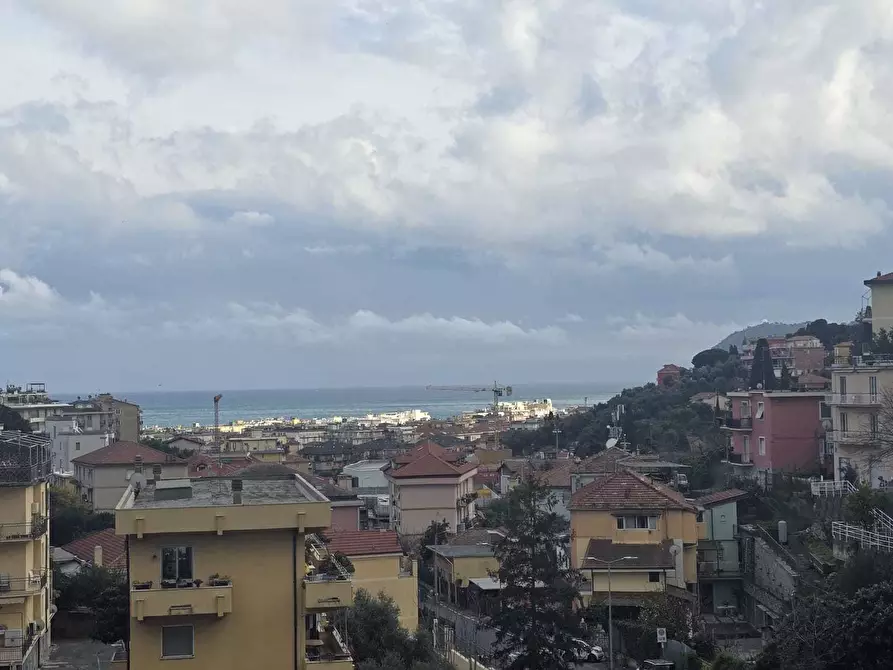 appartamento in vendita ad Alassio