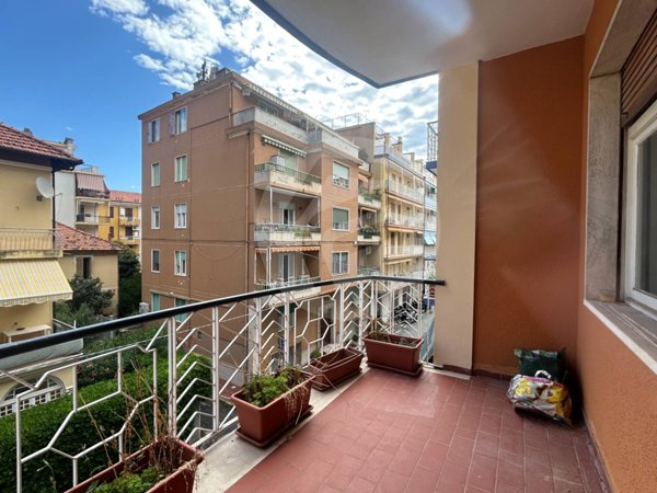 appartamento in vendita ad Alassio