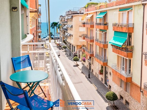 appartamento in vendita ad Alassio