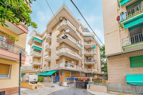 appartamento in vendita ad Alassio
