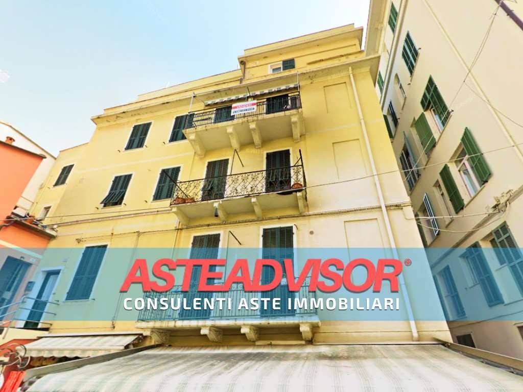 appartamento in vendita ad Alassio in zona Caso
