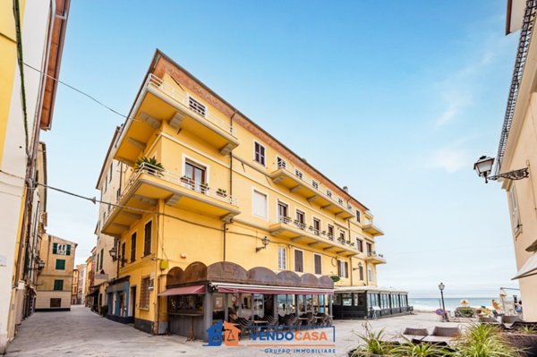 appartamento in vendita ad Alassio