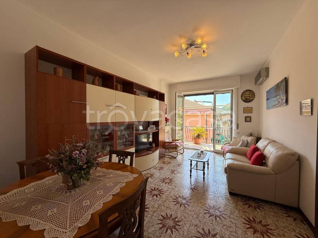 appartamento in vendita ad Alassio