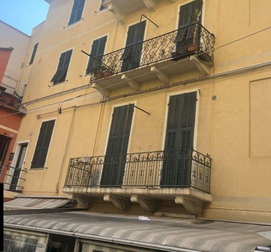 appartamento in vendita ad Alassio