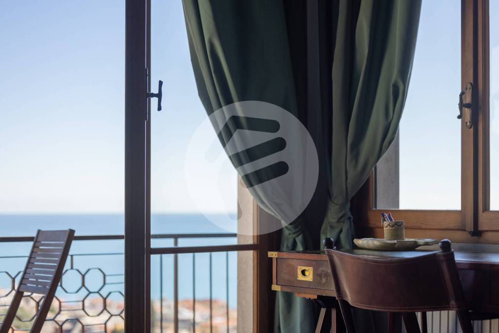casa indipendente in vendita ad Alassio in zona Caso
