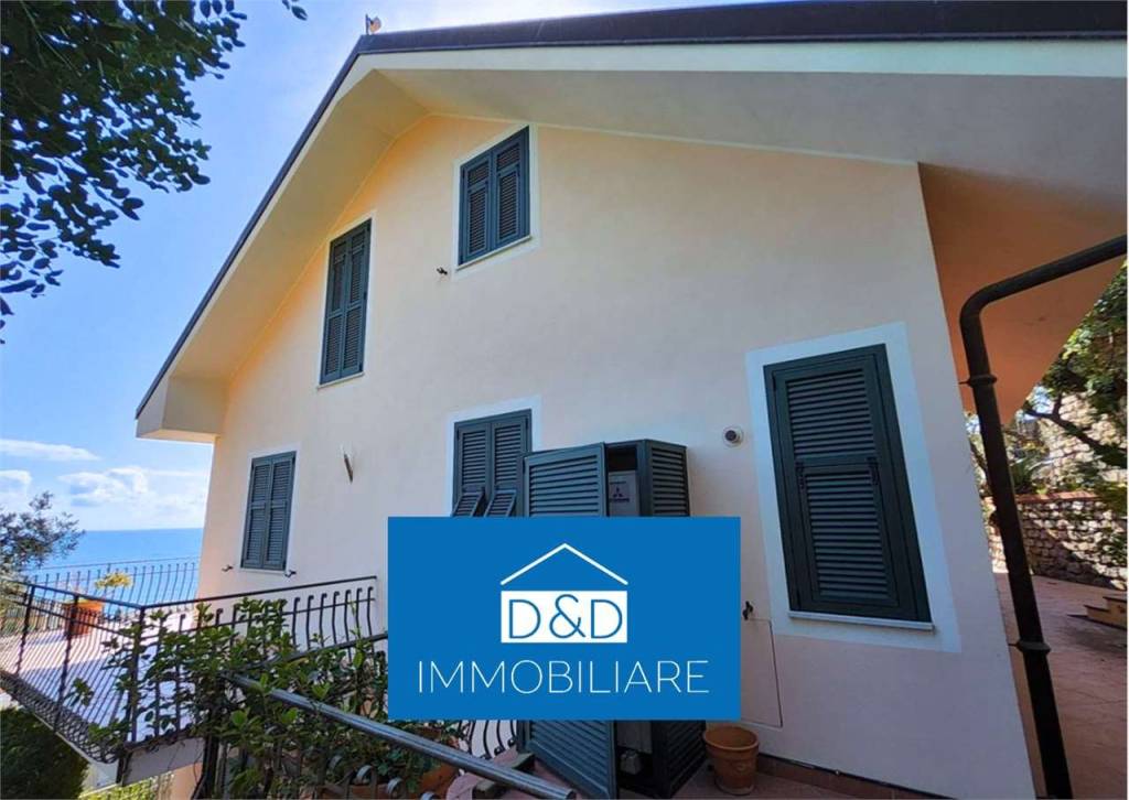 appartamento in vendita ad Alassio in zona Solva