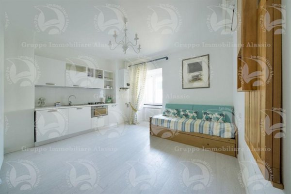 appartamento in vendita ad Alassio