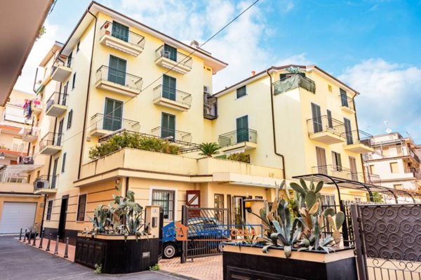 appartamento in vendita ad Alassio