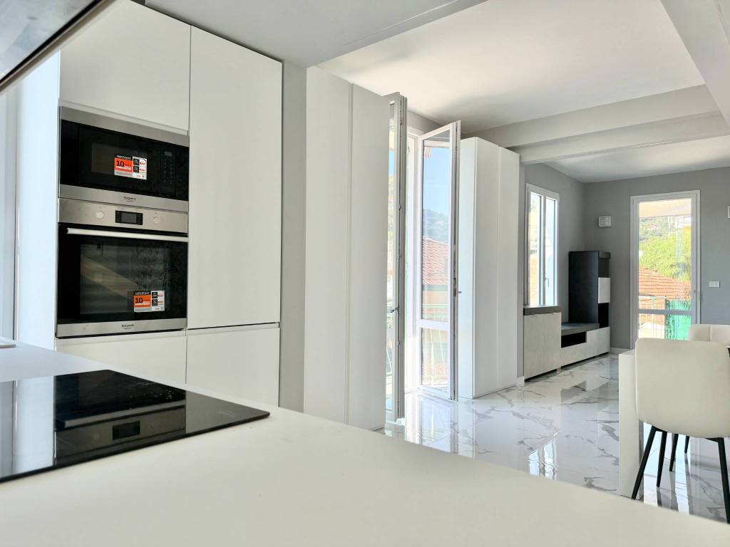 appartamento in vendita ad Alassio