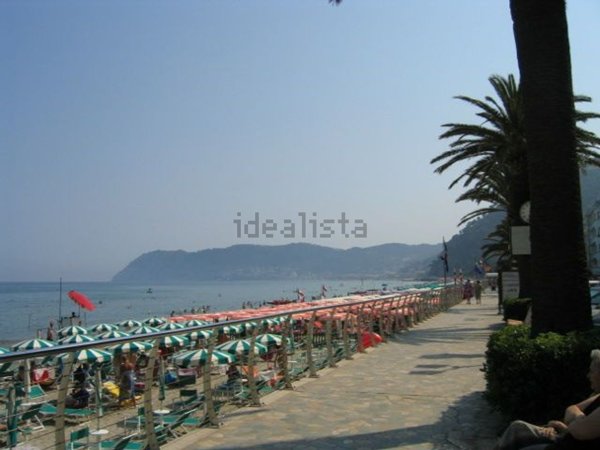 appartamento in vendita ad Alassio