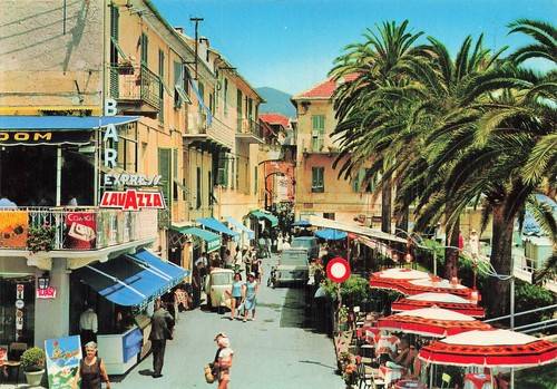 appartamento in vendita ad Alassio