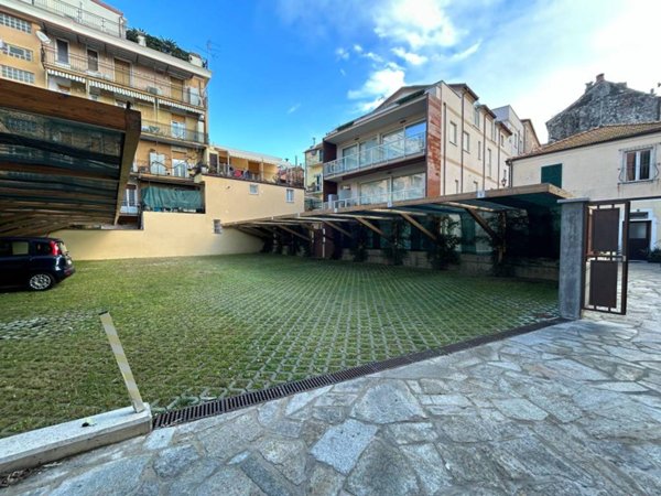 appartamento in vendita ad Alassio