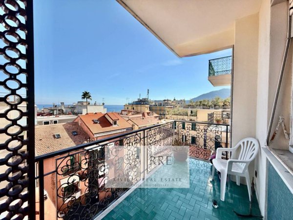 appartamento in vendita ad Alassio