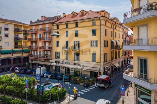 appartamento in vendita ad Alassio