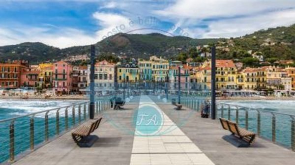 appartamento in vendita ad Alassio