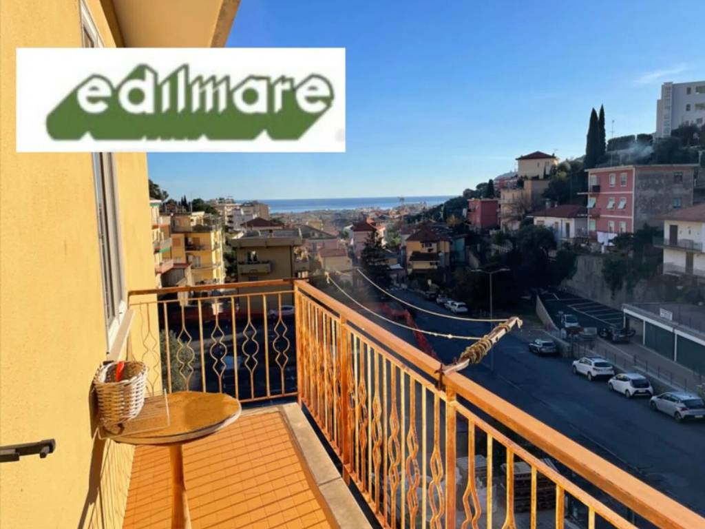 appartamento in vendita ad Alassio