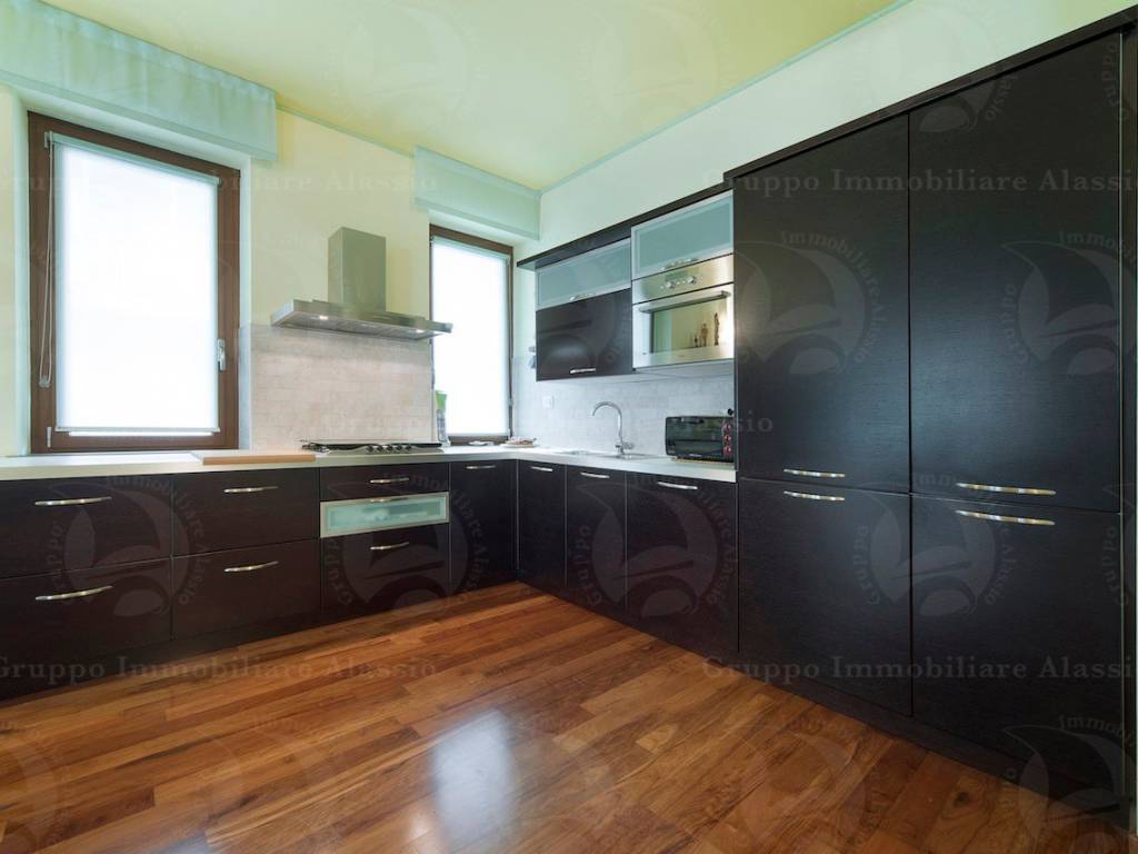 appartamento in vendita ad Alassio