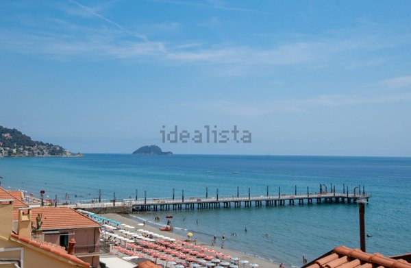 appartamento in vendita ad Alassio