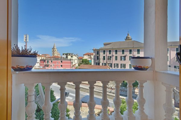 appartamento in vendita ad Alassio