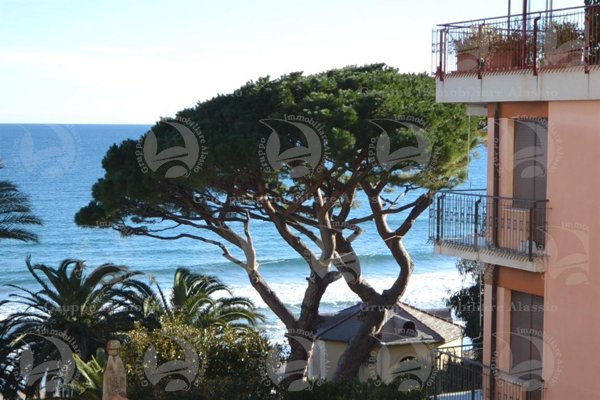 appartamento in vendita ad Alassio