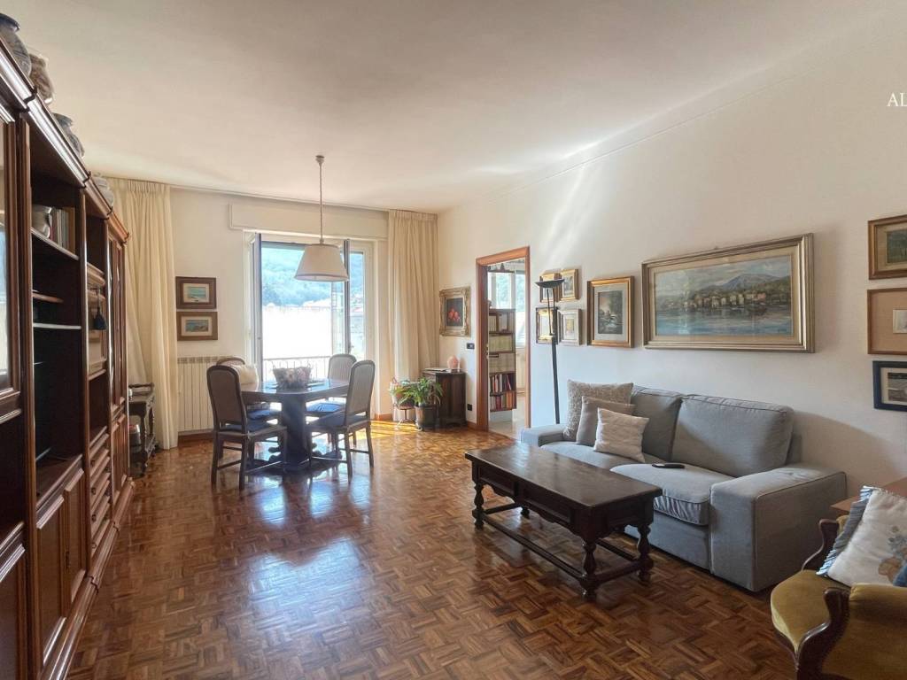 appartamento in vendita ad Alassio