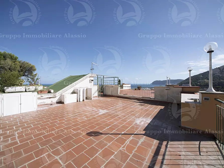 appartamento in vendita ad Alassio