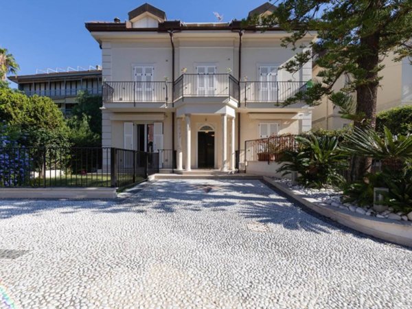 appartamento in vendita ad Alassio