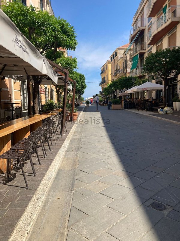 appartamento in vendita ad Alassio