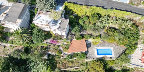 casa indipendente in vendita ad Alassio