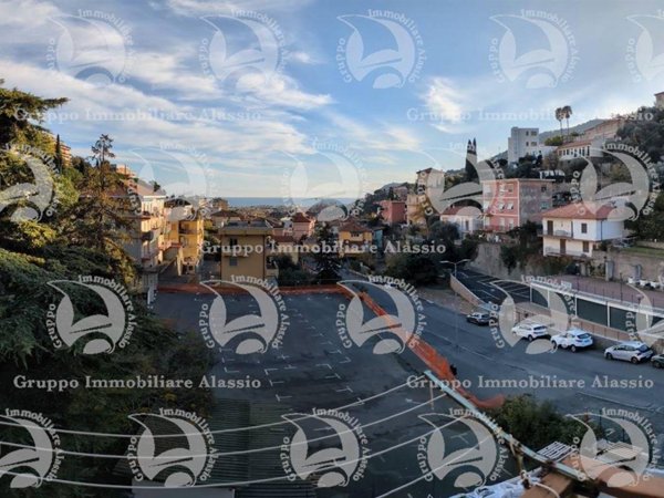 appartamento in vendita ad Alassio