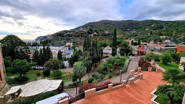 appartamento in vendita ad Alassio in zona Solva