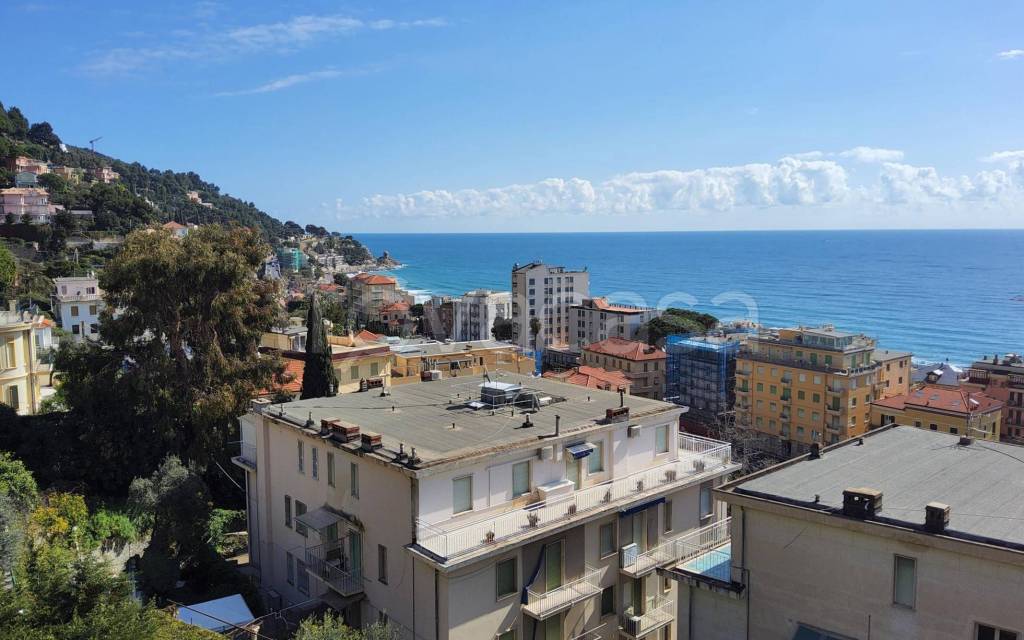 appartamento in vendita ad Alassio in zona Solva