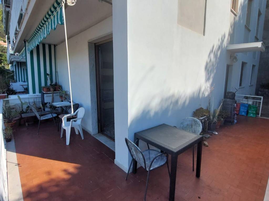 appartamento in vendita ad Alassio in zona Solva