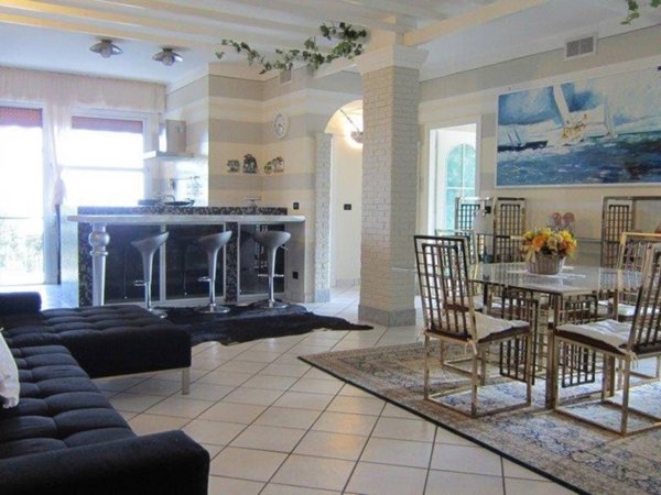 appartamento in vendita ad Alassio in zona Moglio