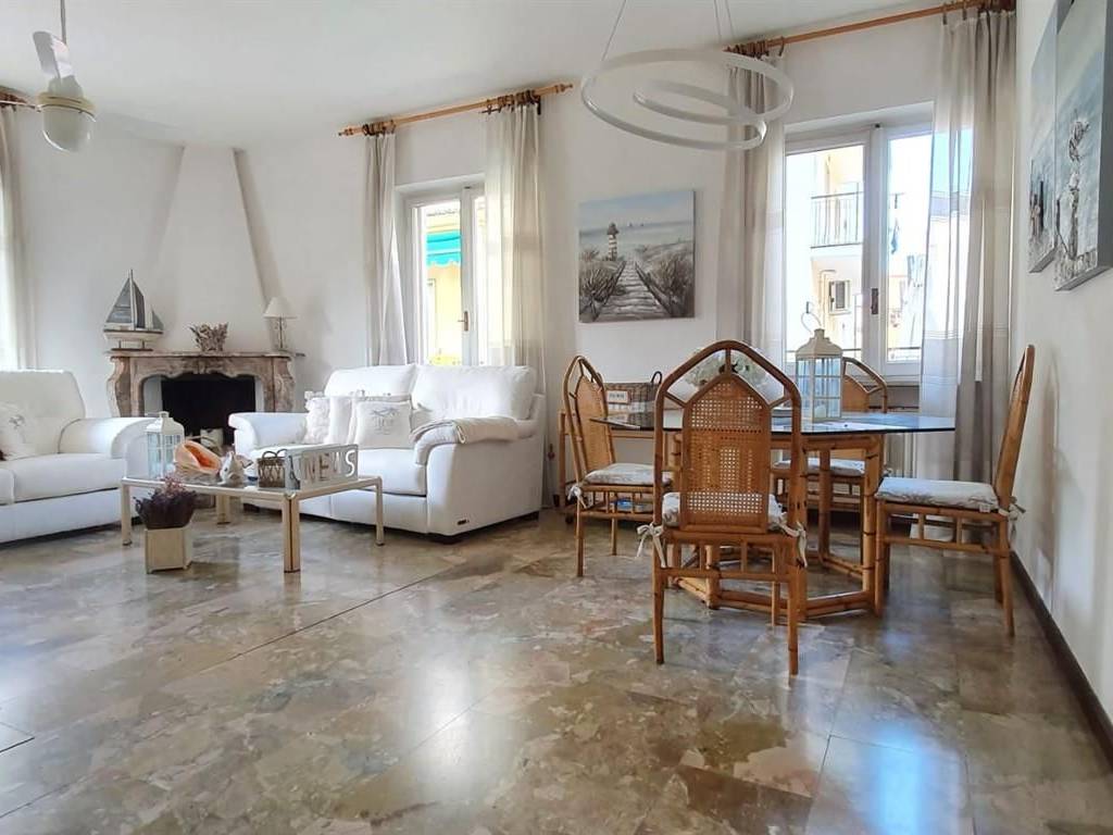 appartamento in vendita ad Alassio