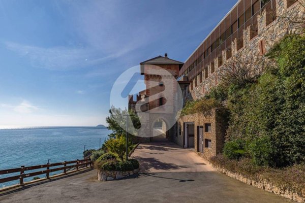 appartamento in vendita ad Alassio