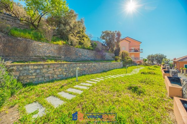 appartamento in vendita ad Alassio
