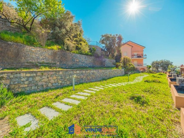 appartamento in vendita ad Alassio