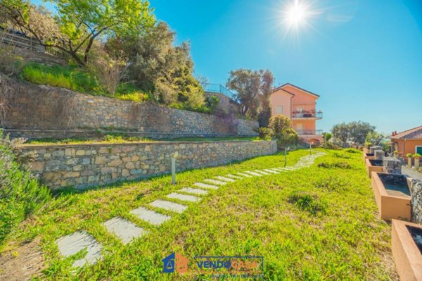 appartamento in vendita ad Alassio