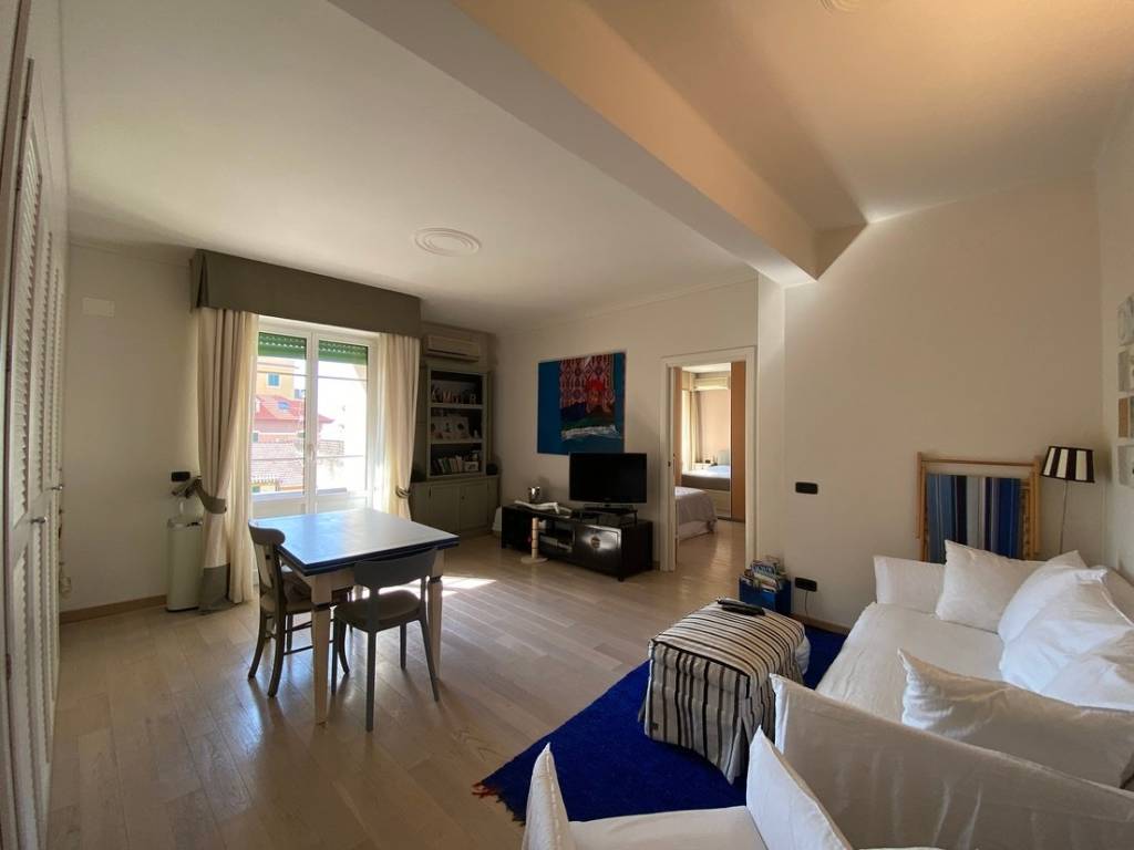 appartamento in vendita ad Alassio