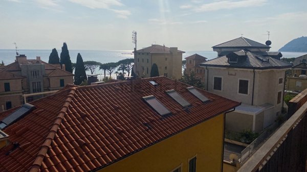 appartamento in vendita ad Alassio