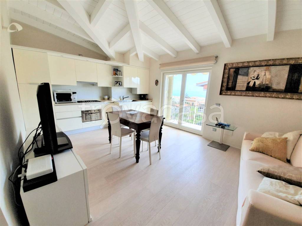 appartamento in vendita ad Alassio